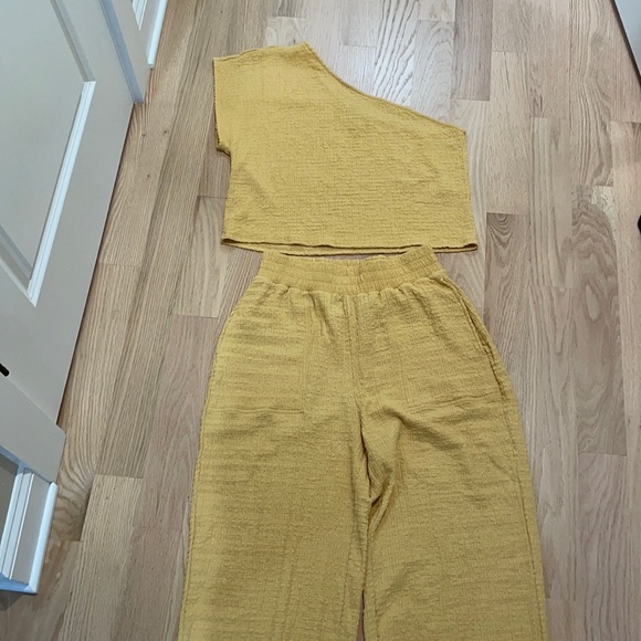 Free People Other - Free people set - one shoulder top/ beach pants